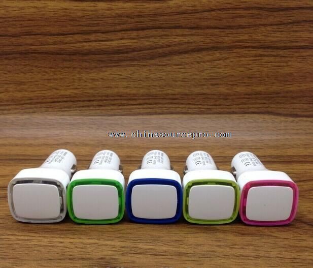 5V 2.1A Dual USB Ports LED Car Charger