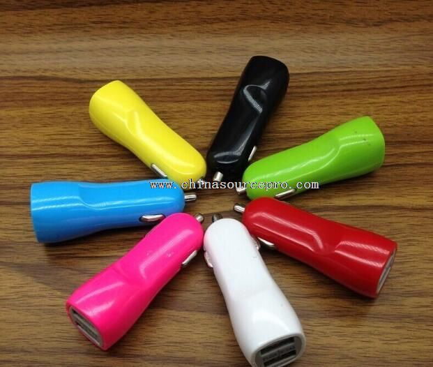 Universal Charger mobil datar Dual USB portabel