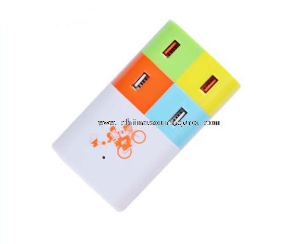 4 port pengisi cepat USB hub