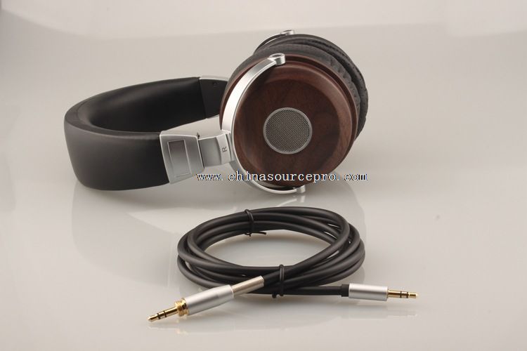 Wired Wood Headphone