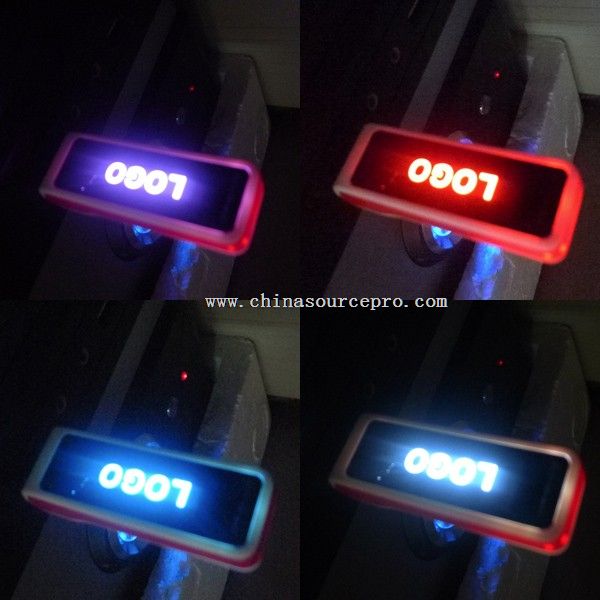 Plastic 4GB usb memory sticks