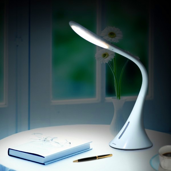 stolní lampa senzoru touch variabilní stmívací světlo a USB port