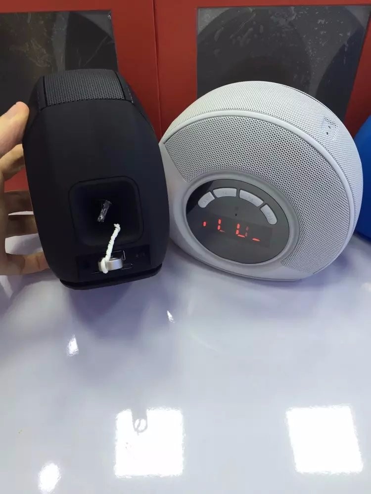 Kör alakú hordozható karaoke hang doboz LCD képernyő