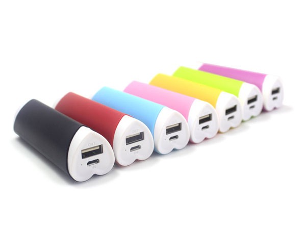 szív alakú mini 2600mAh powerbank