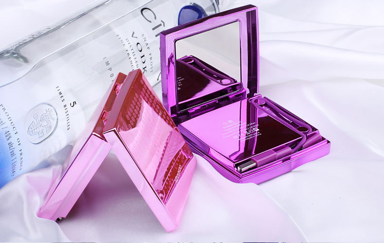 Elegantes make-up spiegel powerbank