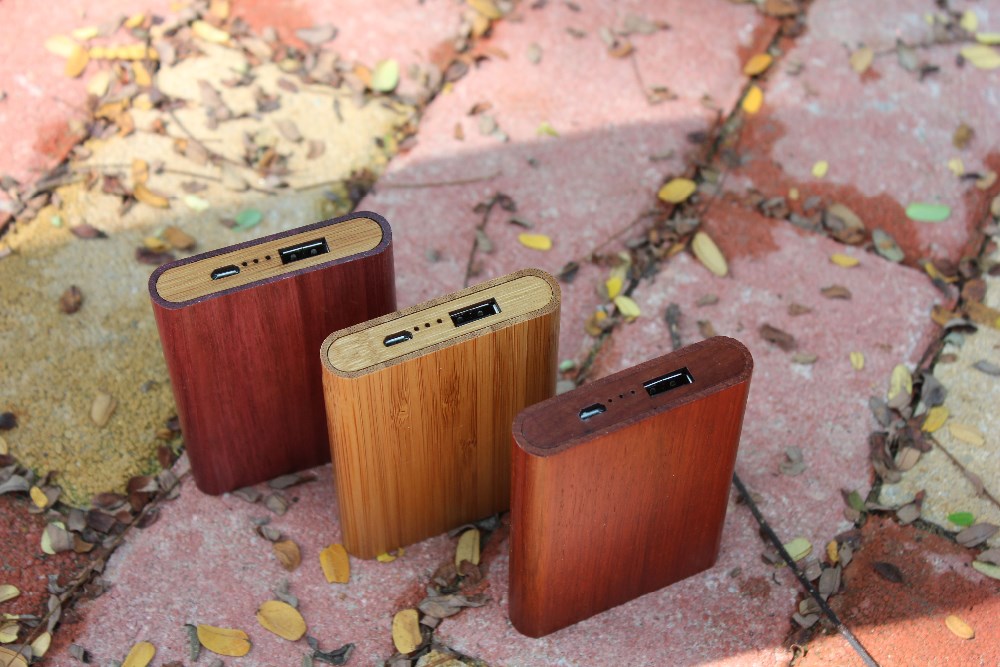 10000mAh أحدث بنك الطاقة الخشبية