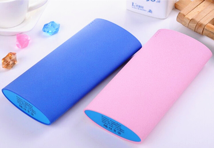 Divatos kettős usb power bank