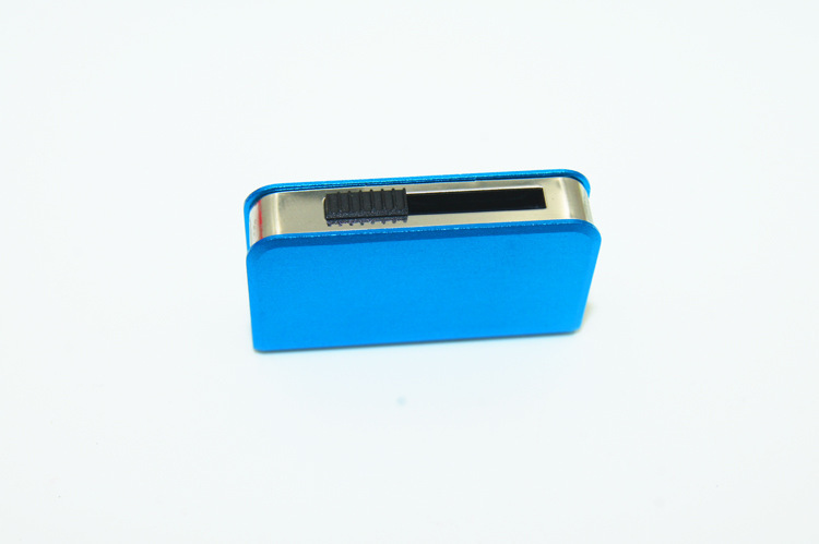  buku berbentuk usb flash drive