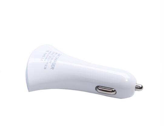 Fehér szoknya alakja 2 USB port mobiltelefon autós töltő