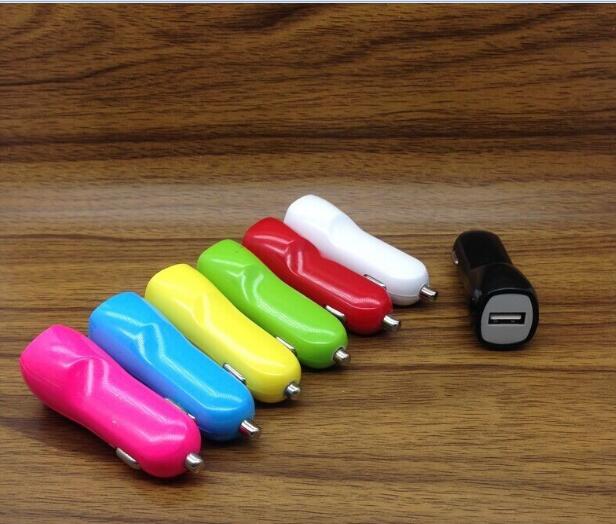  Universal Portabel Datar Dual USB pengisi Baterai di Mobil 