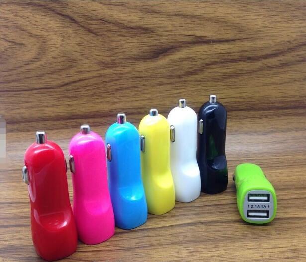  Universal Portabel Datar Dual USB pengisi Baterai di Mobil 