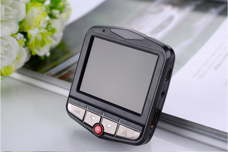 1080p mini car DVR